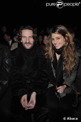 Frédéric Beigbeder et sa fiancée au défilé John Galliano. 23/01/09