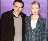 Anne Marivin et son ch'ti ventre avec Elie Semoun au Festival de l'Alpe d'Huez, janvier 2009