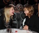 Mélanie Laurent et Isabelle Huppert au dîner de la mode 2009.