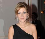 Amanda Sthers dévoile son épaule... 