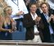 Fous rires partagés lors du concert entre les deux frères et Chelsy Davy.