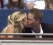 Un bisou volé pendant le concert de charité, Harry et Chelsy, un couple prometteur.