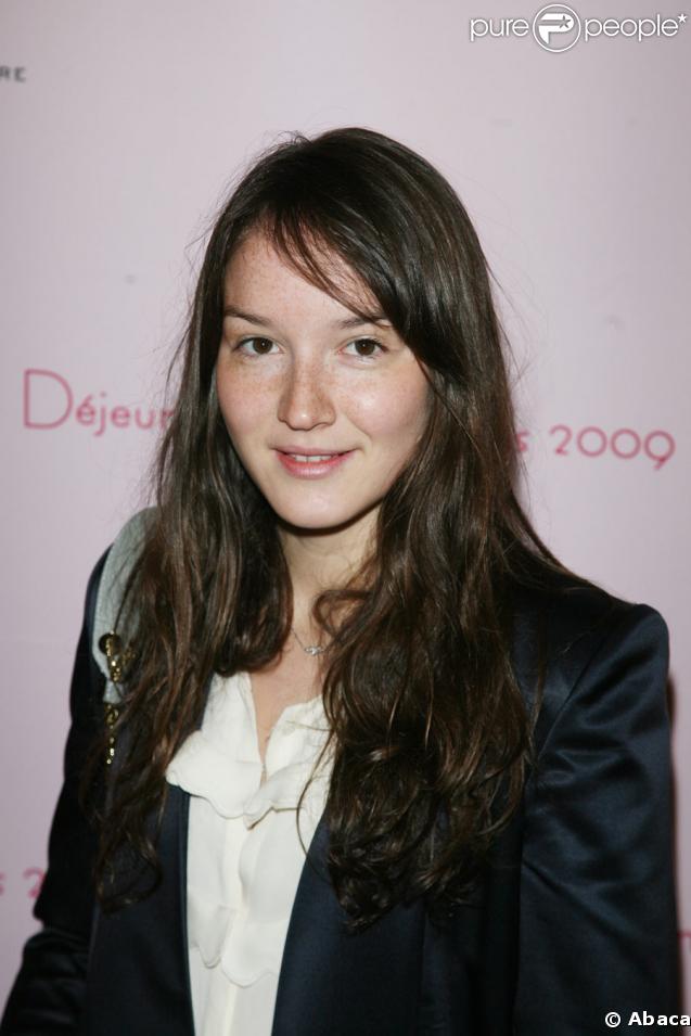 Anaïs Demoustier au déjeuner des nommés aux César 2009 au Fouquet's le 7/02/09