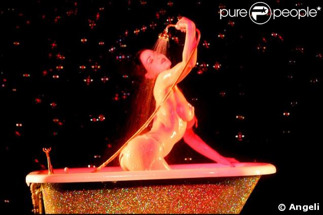 Dita Von Teese au Crazy Horse à Paris le 22/10/2006