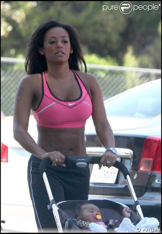 Mel B et sa fille Iris Angel Brown le 28/08/2007 à Los Angeles 