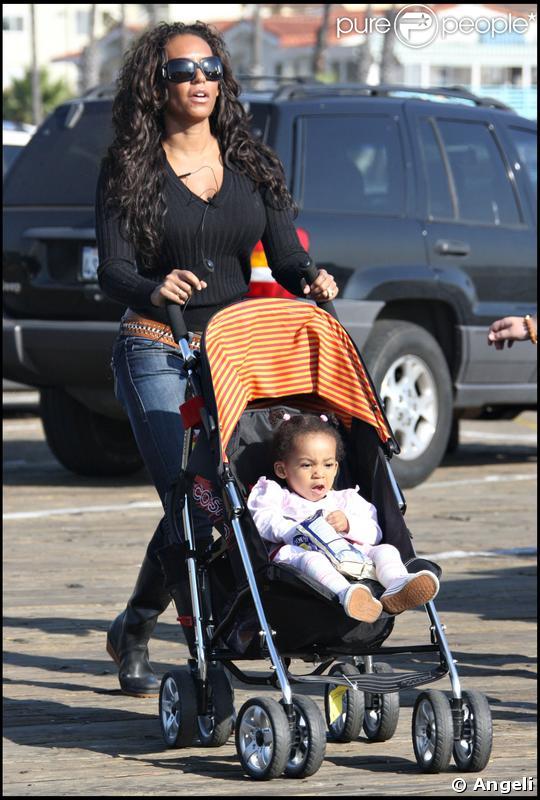 Mel B et sa fille Iris Angel le 13/12/2008 à Los Angeles 