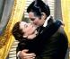 Le ténébreux Rhett n"a d"yeux que pour Scarlett, mais quand la Guerre de Sécession éclate, rien n"est plus simple.  Autant en emporte le vent  est LA fresque la plus romantique, la plus dramatique et la plus spectaculaire du cinéma. 