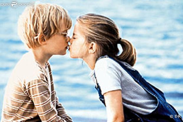 Impossible de ne pas avoir versé une rivière de larmes quand l'héroïne perd son meilleur ami mais aussi, son premier amour, Macaulay Culkin, à cause d'une simple piqûre d'abeille.