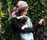 Rachel Bilson, et son chien à poils rats
