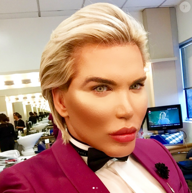 Rodrigo alves, le ken humain : "je pourrais changer de sexe et être une