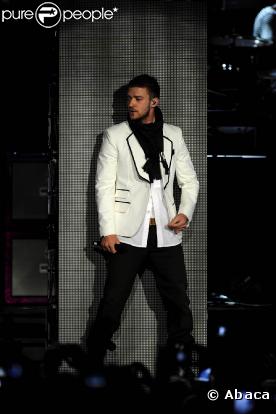 En concert en 2008, l'élégance de sa tenue est une part indispensable de son show. Justin s'est créé un véritable personnage.