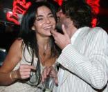 Frédéric Beigbeder et Sandra au V.I.P Room pour l'anniversaire de Valéry Zeitoun