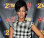 Rihanna en mode casual chic, pour un résultat divin ! 