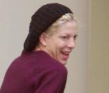 Tori Spelling, sans make up, sur le plateau de 90210 ! 06/02/09