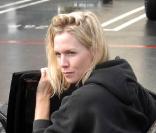 Jennie Garth, sans make up, sur le plateau de 90210 ! 06/02/09