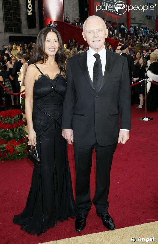 Anthony Hopkins, terrifiant Hannibal Lecter, est venu avec sa femme, Stella Aroyave aux Oscars 2009.