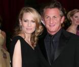 Le meilleur acteur, Sean Penn, en compagnie de sa femme Robin Wright. Robin était là pour le glamour pendant que Sean a réussi à esquisser un sourire... ce qui n'est pas commun ! 