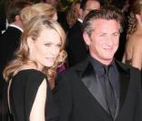 Sean Penn a presque souri ! En raison de son Oscar ? Ou de la présence de sa sublime épouse, Robin ? 