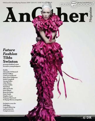 Tilda Swinton pour Another Magazine, en couverture