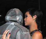 Rihanna et Chris Brown amoureux à Paris en 2008