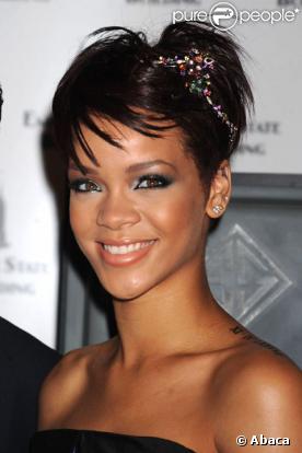 Rihanna et Chris Brown amoureux à Paris en 2008