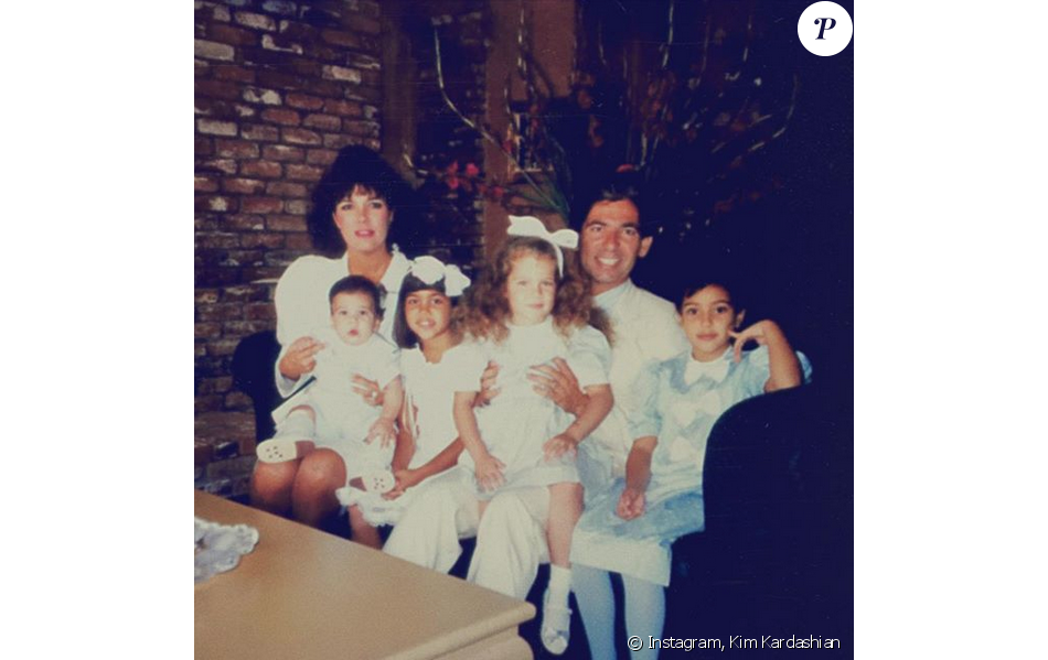 Kris Jenner (ex-Kardashian), Robert Kardashian et leurs enfants Rob, Kourtney, Khloé et Kim.