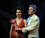 Tchéky Karyo et Astrid Bas dans la pièce 