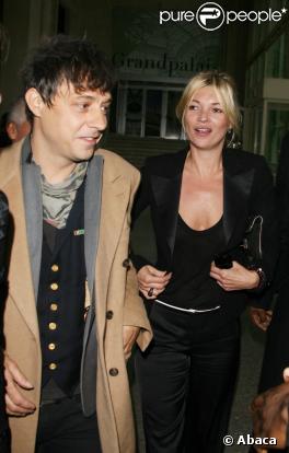Kate Moss chez Chanel mardi matin avec Jamie Hince