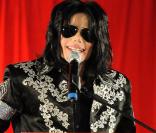 Michael Jackson lors de la conférence de presse du 5 mars