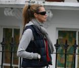 Elle Macpherson amenant ses enfants à l'école le 12 mars 2009 à Londres