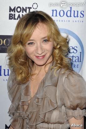 Sylvie Testud qui participera à la pièce Sentiments provisoires