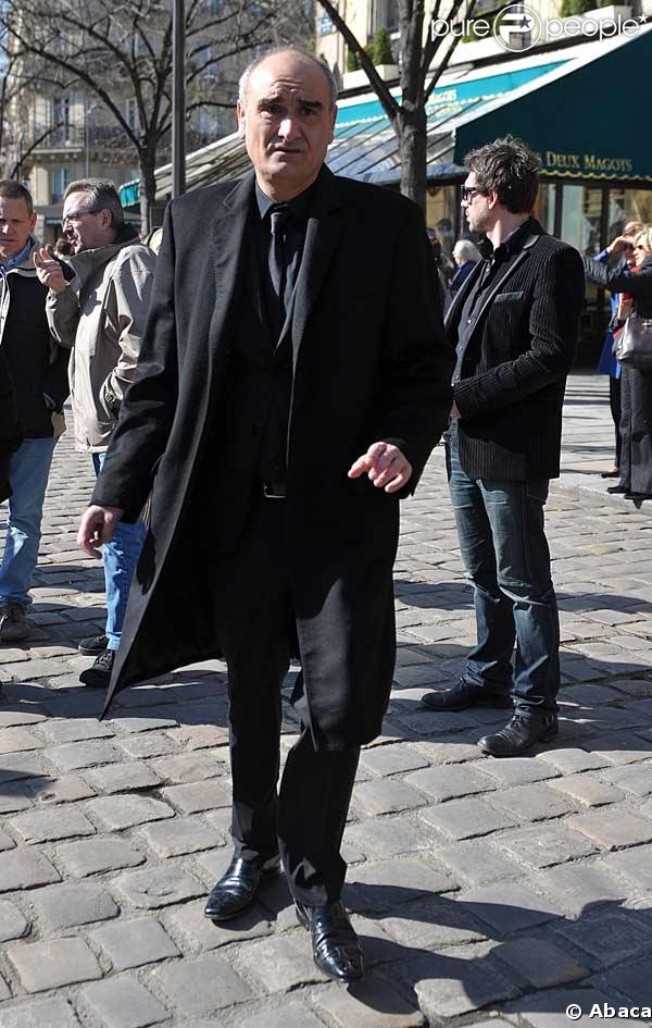 Pascal Nègre à l'enterrement d'Alain Bashung