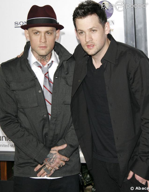 Benji et Joel Madden lors de la soirée caritative pour l'Unicef Tap Project organisée par Sony Cierge et The Richie-Madden Children fondation à Los Angeles le 23 mars 2009