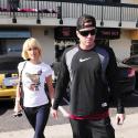 Paris Hilton veut tellement se convaincre de son nouvel amour pour Doug... qu'elle le traîne faire des photos de leur couple !