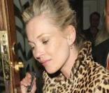 Kate Moss à la sortie du Groucho Club hier soir à Londres