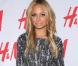 Nicole Richie a beau porter ses chaussures Saint Laurent, si elle ne les met pas en valeur, ça ne sert à rien ! 
