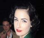 Dita Von Teese le 28 mars 2009 au club L'Etoile à Paris