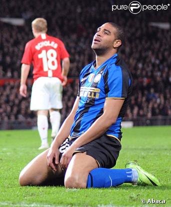 Adriano traverse une très mauvaise passe...