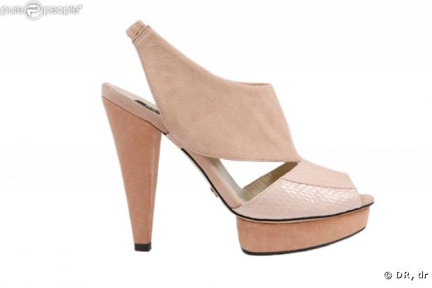 Collection printemps-été 2009 Mango. Les chaussures se seront toujours plus hautes ! Misez sur le nude !