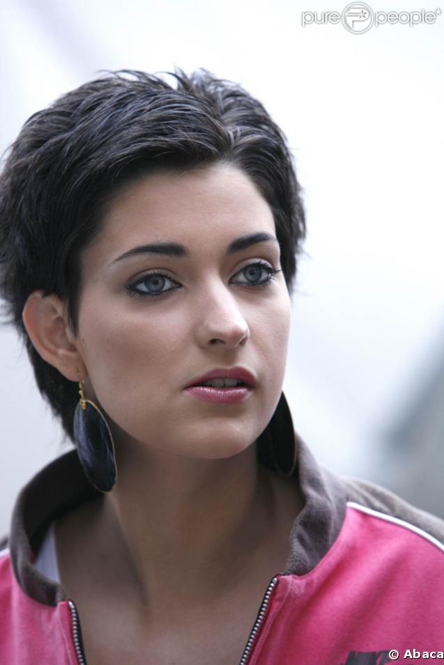 Sheryfa Luna prête à aborder son expérience du déni de grossesse dans un livre