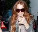 La trop mince Lindsay Lohan, séparée de sa chérie Samantha Ronson, tente de faire face avec courage...