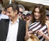 Carlita et Nicolas, accueillis comme des stars à la remise du 1er prix du Trophée Virginio Bruni-Tedeschi. 13/04/09