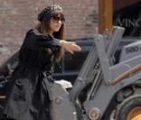 Jessica Alba cherche à arrêter un deuxième taxi : en vain ! 