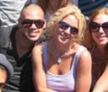 Britney Spears et sa troupe prennent un brunch