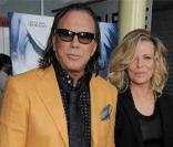 Kim Basinger et Mickey Rourke en 1986 dans 9 semaines et demi, puis les mêmes en 2009