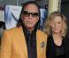 Kim Basinger et Mickey Rourke en 1986 dans 9 semaines et demi, puis les mêmes en 2009