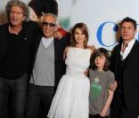 Barbara Schulz et le casting du film à la première de Celle que j'aime