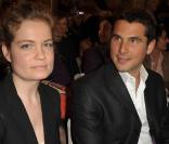 Sarah Biasini et son compagnon lors de la remise du Prix Romy Schneider à l'Hotel de Ville, le 20/04/09