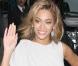 Beyoncé, salut ses fans à la sortie du David Letterman Show à New York, le mercredi 22 avril 2009