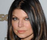 Fergie, sans son mari Josh Duhamel, a assisté hier aux  ASCAP Pop Music Awards  à Hollywood